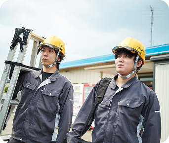 電気通信工事の配線ラック